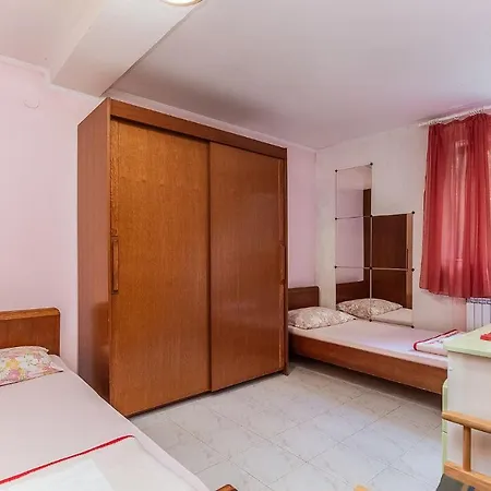 Apartamento Adry B4+2 *